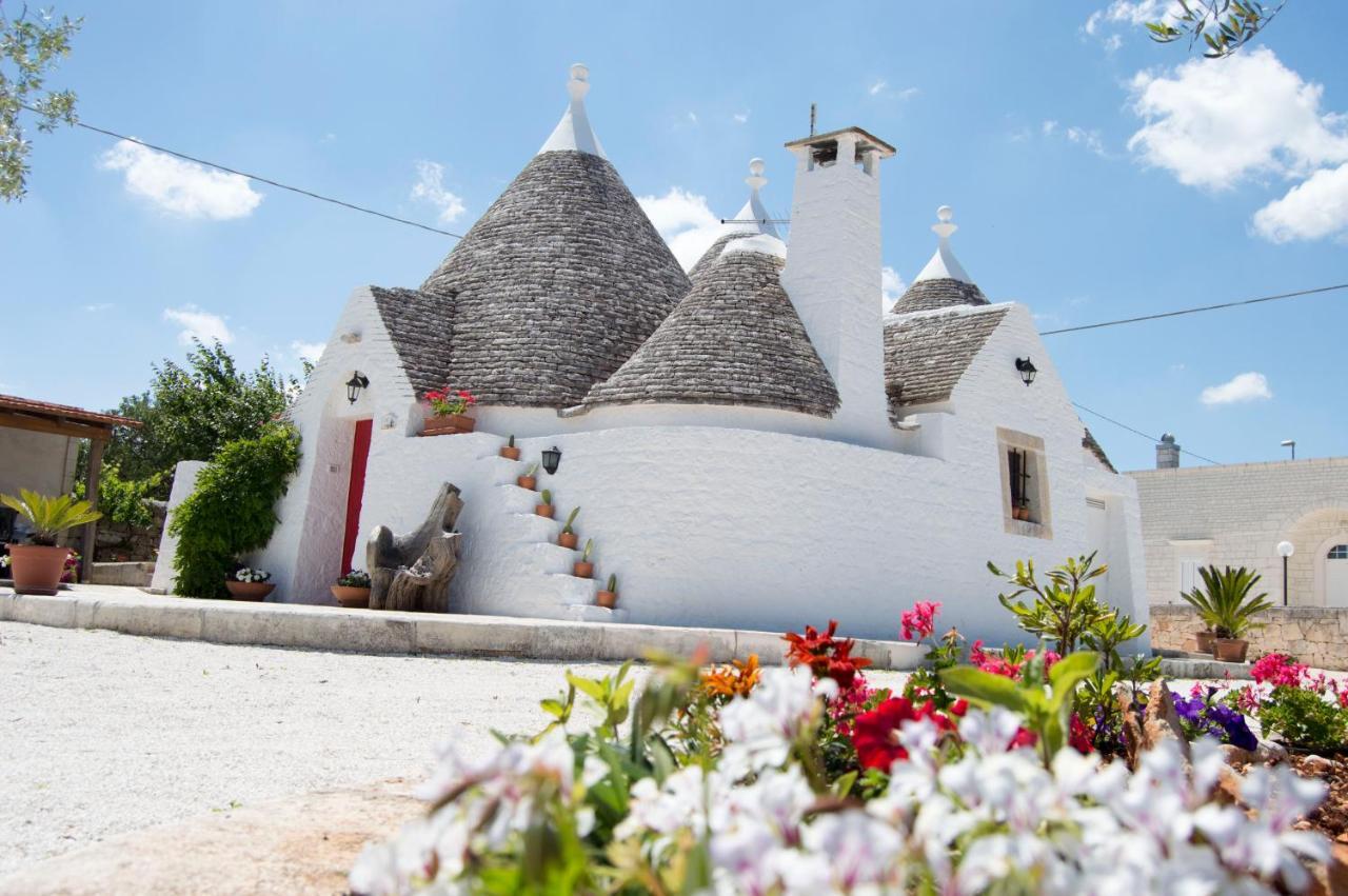 Il Trullo Pellegrini Villa Locorotondo Exterior photo